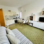 Giulia - Palazzo Milano Appartamento Diano Marina