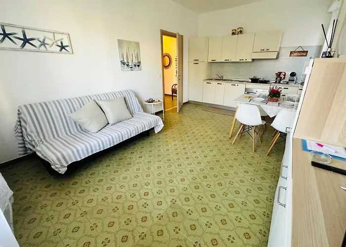 Apartment Giulia - Palazzo Milano Diano Marina