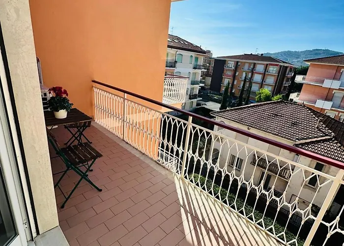 Lägenhet Giulia - Palazzo Milano *