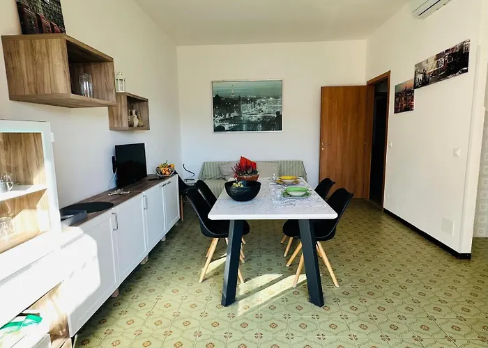 Giulia - Palazzo Milano *