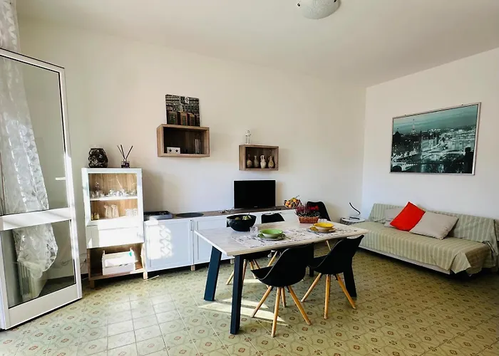 Giulia - Palazzo Milano *