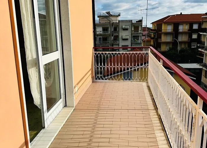 Giulia - Palazzo Milano *