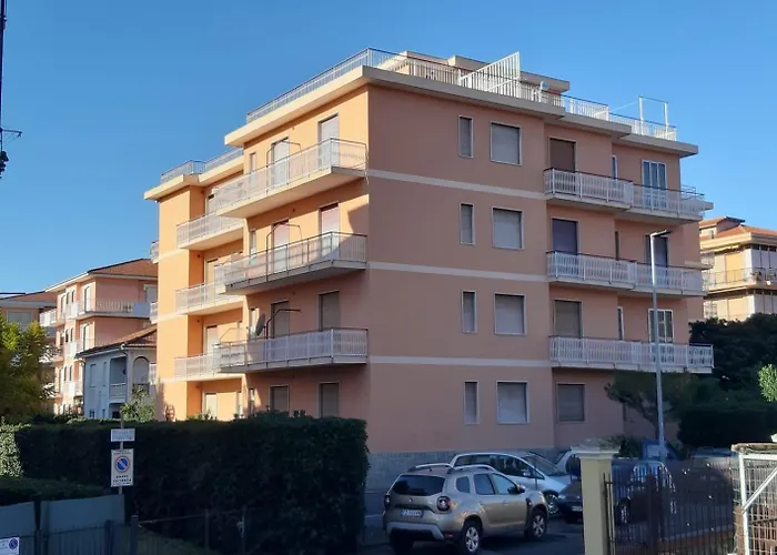 Giulia - Palazzo Milano Lägenhet *